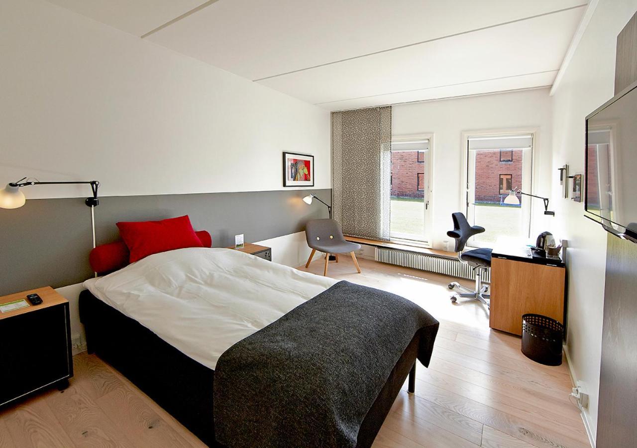 Pharmakon Hotel & Conferencecenter Hillerod Bagian luar foto